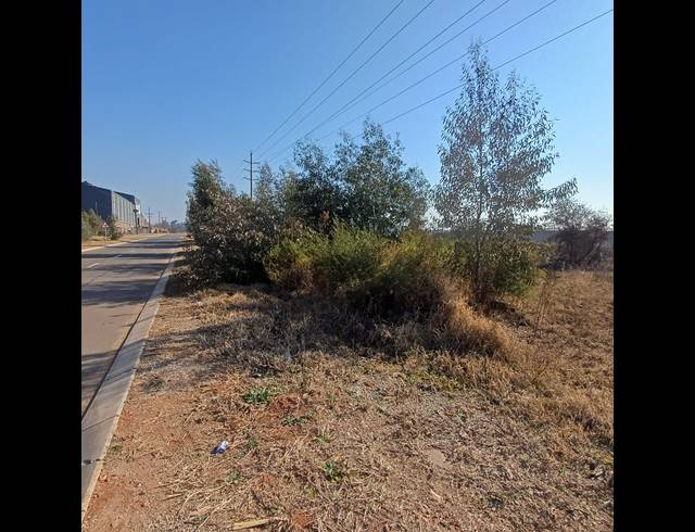 1.60HA VACANT LAND FOR SALE IN HIGHBURY
